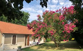 Au lilas rose Maison entre campagne et village
